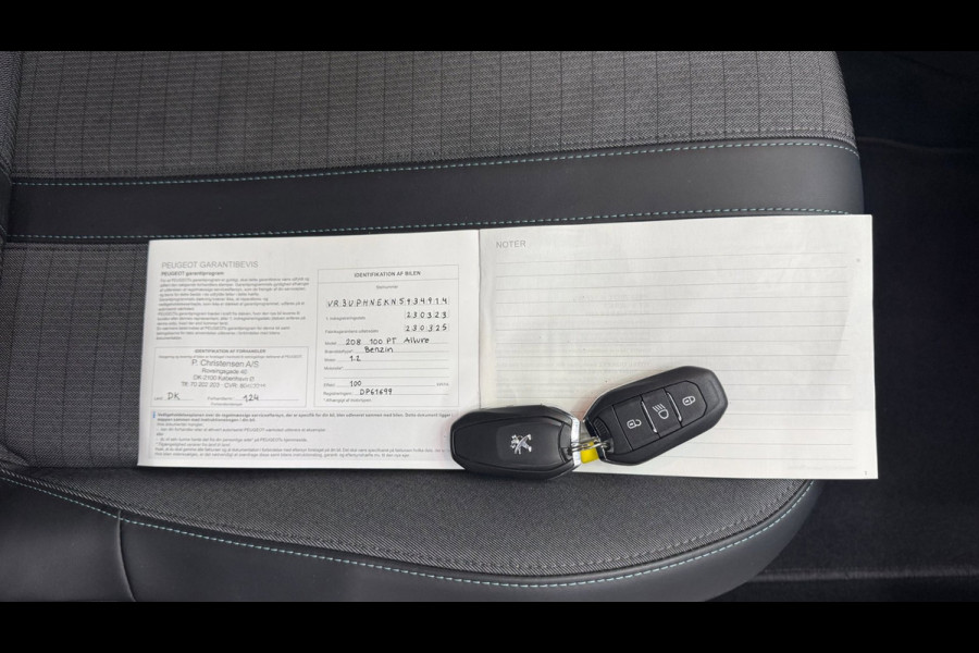Peugeot 208 1.2 Allure Pack,Apple carplay cruise control