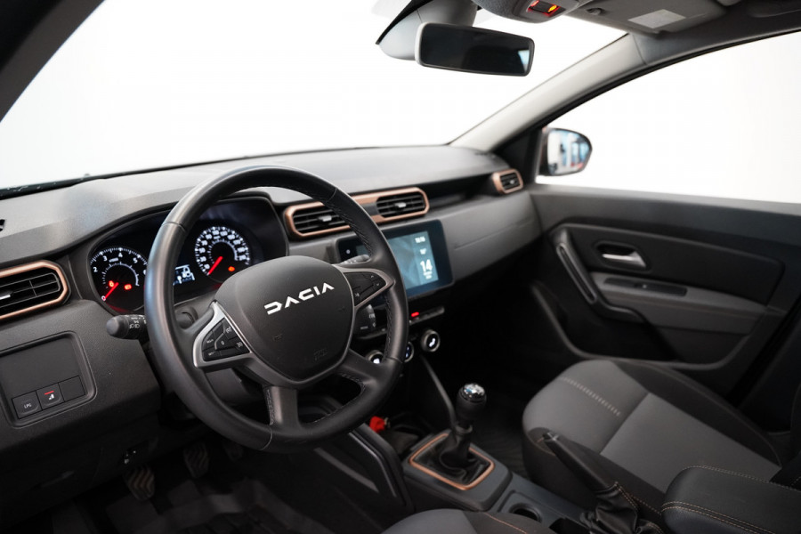 Dacia Duster 1.0 TCe 100 ECO-G Extreme LED Bar Imperial Trekhaak Blindspot PDC 360 camera NAP!