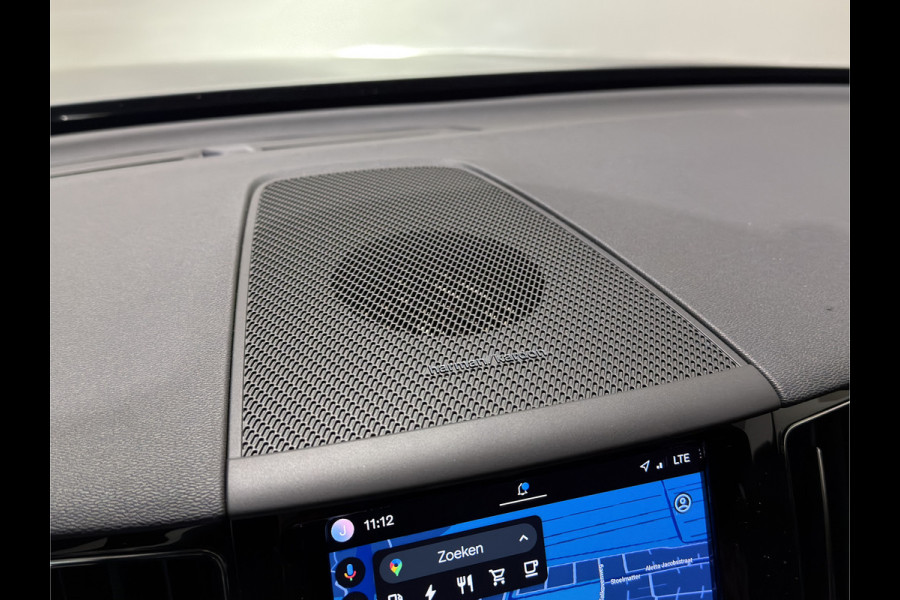 Volvo XC60 2.0 T6 Plug-in hybrid AWD R-Design | Panoramadak | Harman & Kardon Audio | Full LED koplampen