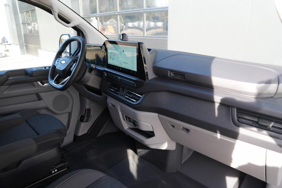 Ford E-Transit Custom 340 L2H1 Limited 71 kWh 218pk - ACC - 360 camera - Navigatie - Stoelverwarming - AGR bestuurdersstoel - Blind Spot - Rijklaar