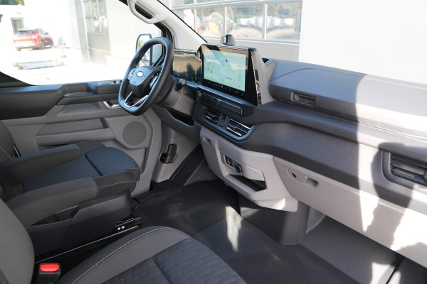 Ford E-Transit Custom 340 L2H1 Limited 71 kWh 218pk - ACC - 360 camera - Navigatie - Stoelverwarming - AGR bestuurdersstoel - Blind Spot - Rijklaar