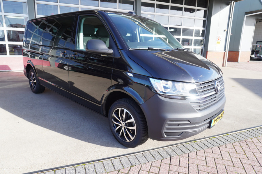Volkswagen Transporter Kombi 2.0 TDI 150PK L2H1 9 Persoons nr. V120 | Airco | Cruise | Navi | trekhaak