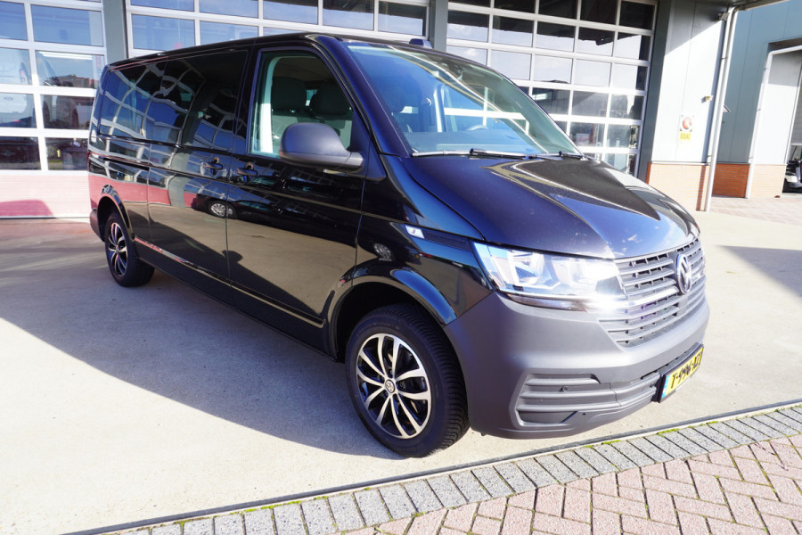 Volkswagen Transporter Kombi 2.0 TDI 150PK L2H1 9 Persoons nr. V120 | Airco | Cruise | Navi | trekhaak