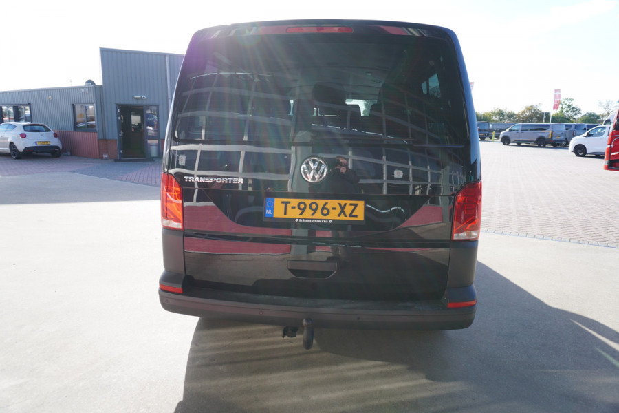 Volkswagen Transporter Kombi 2.0 TDI 150PK L2H1 9 Persoons nr. V120 | Airco | Cruise | Navi | trekhaak