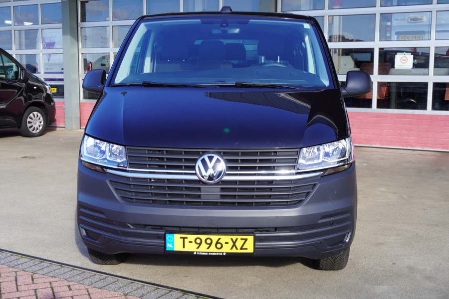 Volkswagen Transporter Kombi 2.0 TDI 150PK L2H1 9 Persoons nr. V120 | Airco | Cruise | Navi | trekhaak