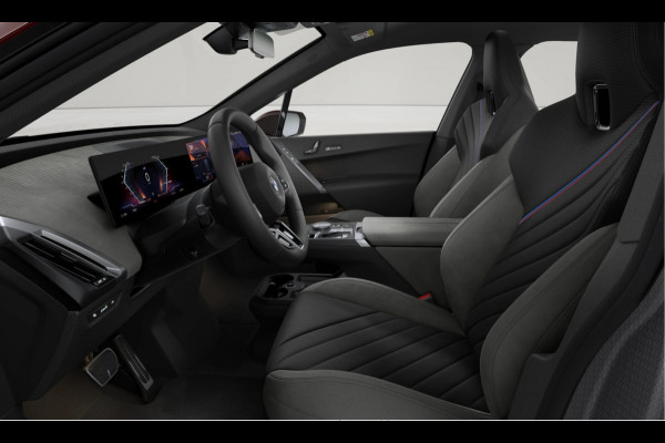 BMW iX xDrive60 - M-Sport - Trekhaak - ACC - 112Wh - Memoryzetels