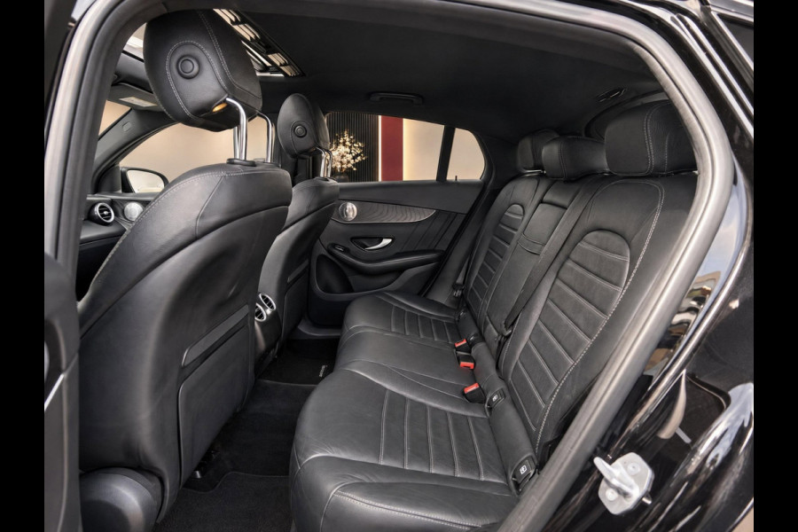 Mercedes-Benz GLC Coupé 350e 4MATIC Premium Plus AMG Night | Luchtvering | Burmester | Pano | Ventilatie