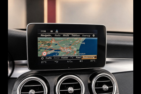 Mercedes-Benz GLC Coupé 350e 4MATIC Premium Plus AMG Night | Luchtvering | Burmester | Pano | Ventilatie