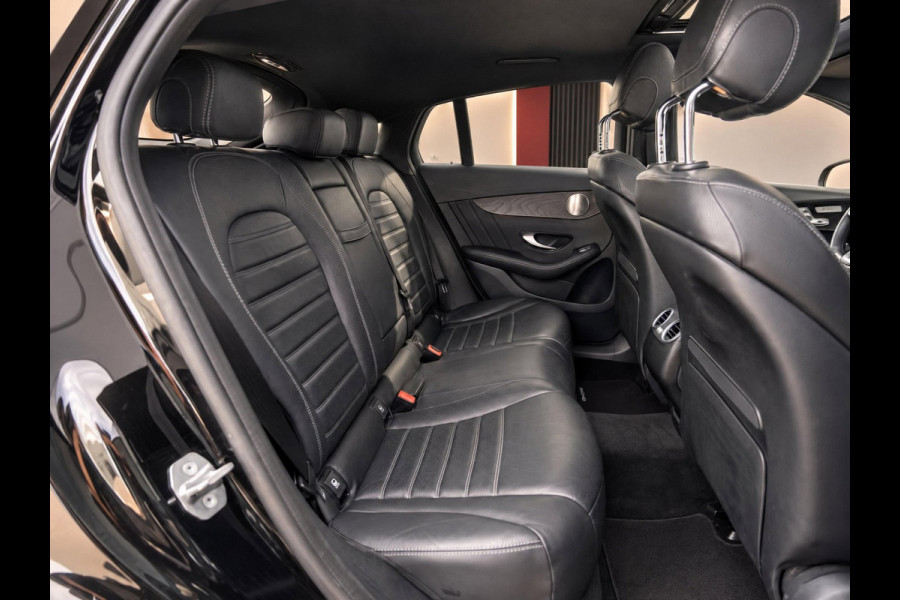 Mercedes-Benz GLC Coupé 350e 4MATIC Premium Plus AMG Night | Luchtvering | Burmester | Pano | Ventilatie