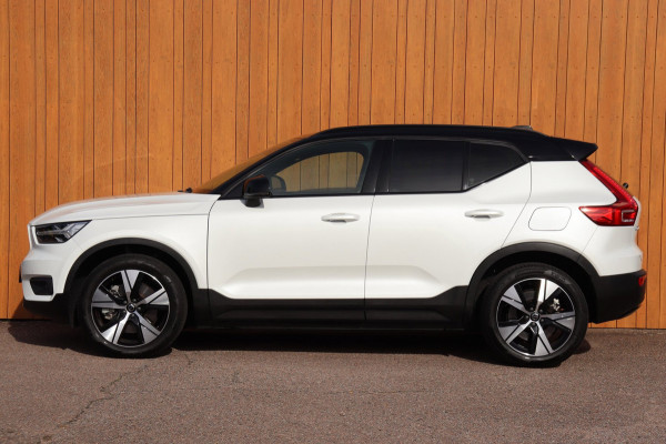 Volvo XC40 Recharge P8 AWD R-Design Org.NL Parelmoer el.trekhaak leer+vw el.klep camera SOH 91,64%