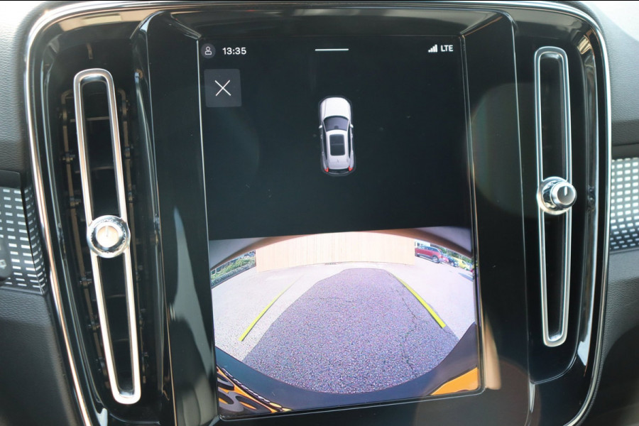 Volvo XC40 Recharge P8 AWD R-Design Org.NL Parelmoer el.trekhaak leer+vw el.klep camera SOH 91,64%
