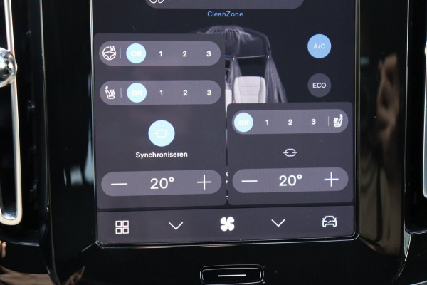 Volvo XC40 Recharge P8 AWD R-Design Org.NL Parelmoer el.trekhaak leer+vw el.klep camera SOH 91,64%