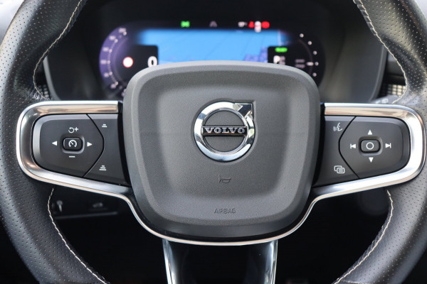 Volvo XC40 Recharge P8 AWD R-Design Org.NL Parelmoer el.trekhaak leer+vw el.klep camera SOH 91,64%