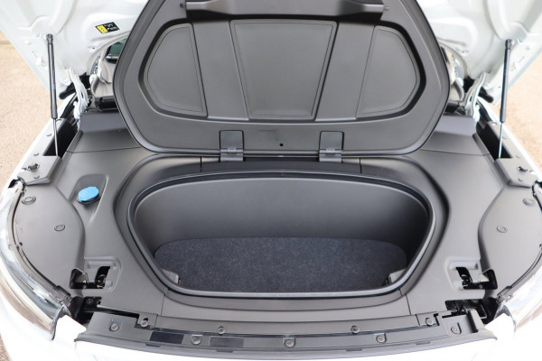 Volvo XC40 Recharge P8 AWD R-Design Org.NL Parelmoer el.trekhaak leer+vw el.klep camera SOH 91,64%