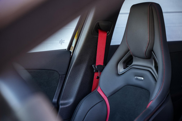 Mercedes-Benz A-Klasse AMG 45 S 4MATIC+ Burmester Aero Schaalstoelen 360 Camera Memory Stoelen HUD 422PK!