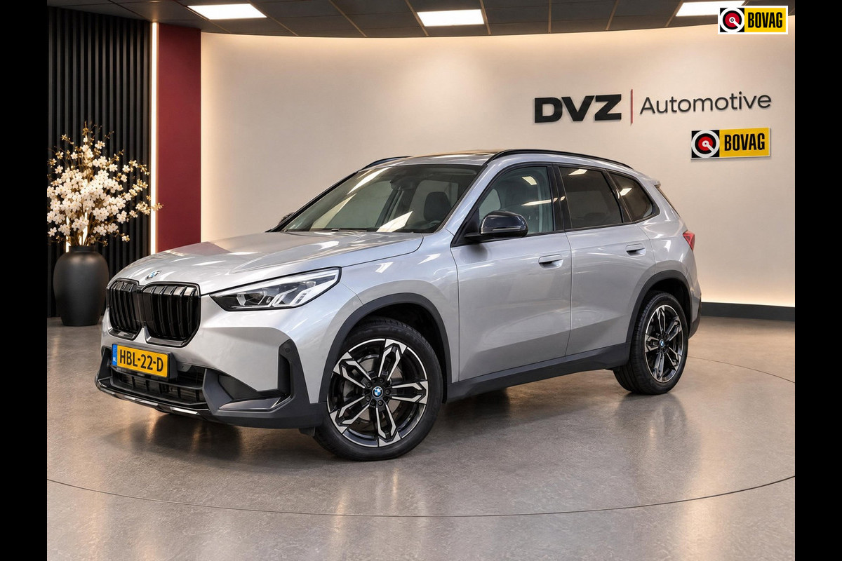 BMW X1 SDrive18i 136PK Aut. | Camera | Carplay | 19" M-Sport | Dealer Ond.