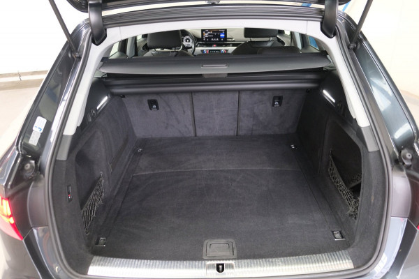 Audi A4 Avant 35 TFSI Launch edition Business Automaat - Airco, Cruise, Navi, PDC, Trekhaak.