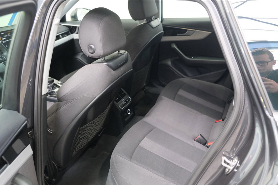 Audi A4 Avant 35 TFSI Launch edition Business Automaat - Airco, Cruise, Navi, PDC, Trekhaak.