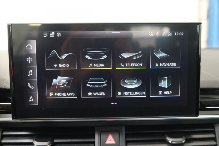 Audi A4 Avant 35 TFSI Launch edition Business Automaat - Airco, Cruise, Navi, PDC, Trekhaak.