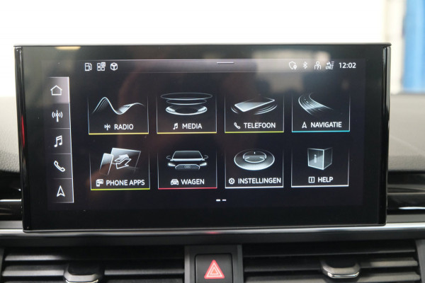 Audi A4 Avant 35 TFSI Launch edition Business Automaat - Airco, Cruise, Navi, PDC, Trekhaak.