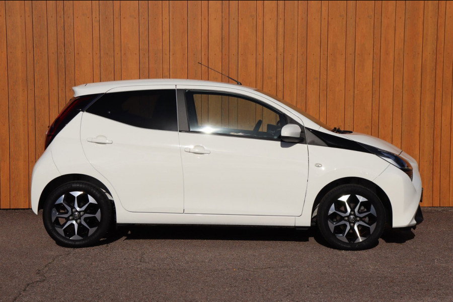 Toyota Aygo 1.0 VVT-i x-joy Org.NL camera ecc carplay lane-assist