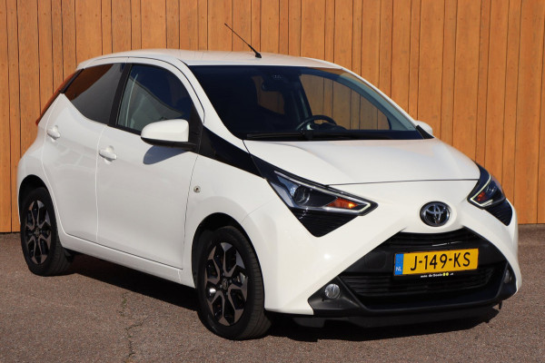 Toyota Aygo 1.0 VVT-i x-joy Org.NL camera ecc carplay lane-assist