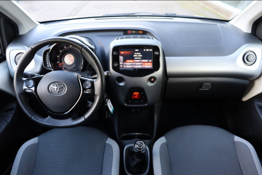 Toyota Aygo 1.0 VVT-i x-joy Org.NL camera ecc carplay lane-assist