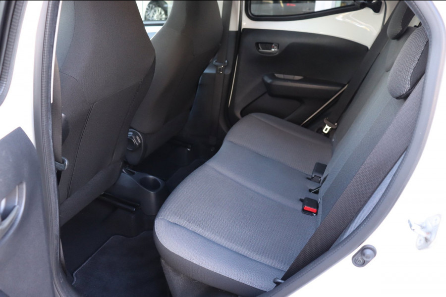 Toyota Aygo 1.0 VVT-i x-joy Org.NL camera ecc carplay lane-assist