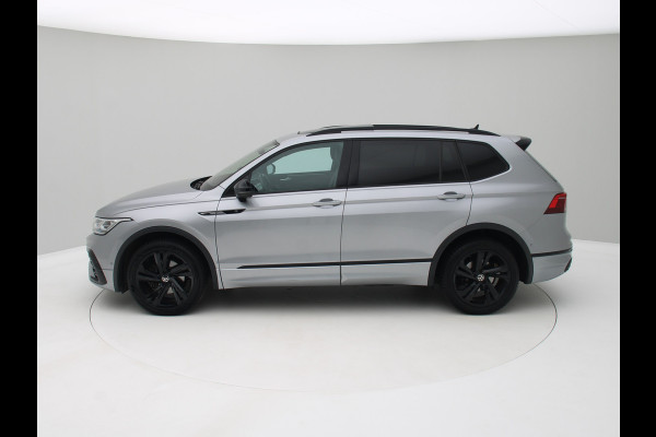 Volkswagen Tiguan Allspace 1.5 TSI R-Line 7p. Pano, Trekhaak, Stoelverwarming/ventilatie