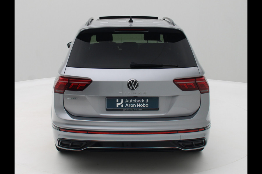 Volkswagen Tiguan Allspace 1.5 TSI R-Line 7p. Pano, Trekhaak, Stoelverwarming/ventilatie