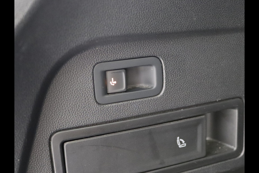 Volkswagen Tiguan Allspace 1.5 TSI R-Line 7p. Pano, Trekhaak, Stoelverwarming/ventilatie