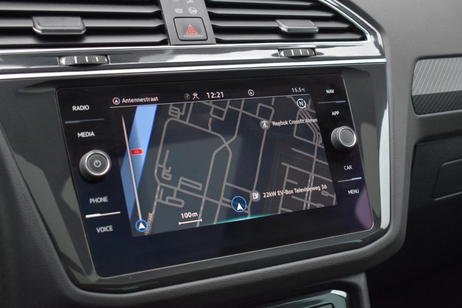 Volkswagen Tiguan 1.4 TSI eHybrid 3X R-Line Pano HUD Camera Trekhaak