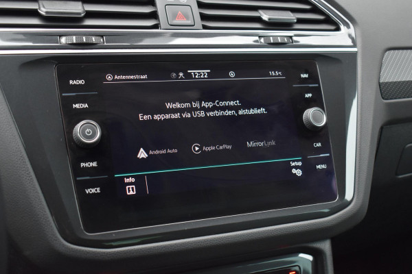 Volkswagen Tiguan 1.4 TSI eHybrid 3X R-Line Pano HUD Camera Trekhaak