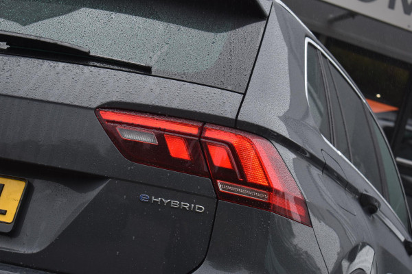 Volkswagen Tiguan 1.4 TSI eHybrid 3X R-Line Pano HUD Camera Trekhaak