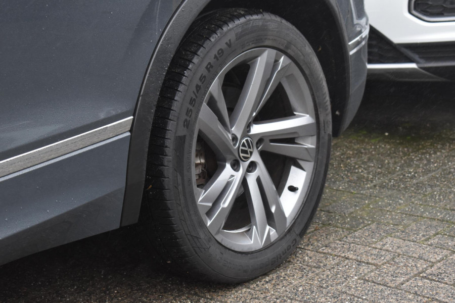 Volkswagen Tiguan 1.4 TSI eHybrid 3X R-Line Pano HUD Camera Trekhaak