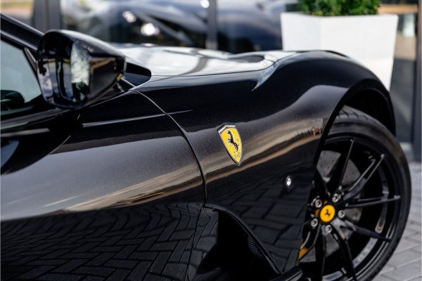Ferrari 812 GTS 6.5 V12 HELE - Incl BTW | Nero Daytona | Lift | Carbon Seats | Passenger Display | JBL | ADAS Pack
