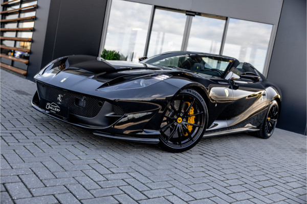 Ferrari 812 GTS 6.5 V12 HELE - Incl BTW | Nero Daytona | Lift | Carbon Seats | Passenger Display | JBL | ADAS Pack
