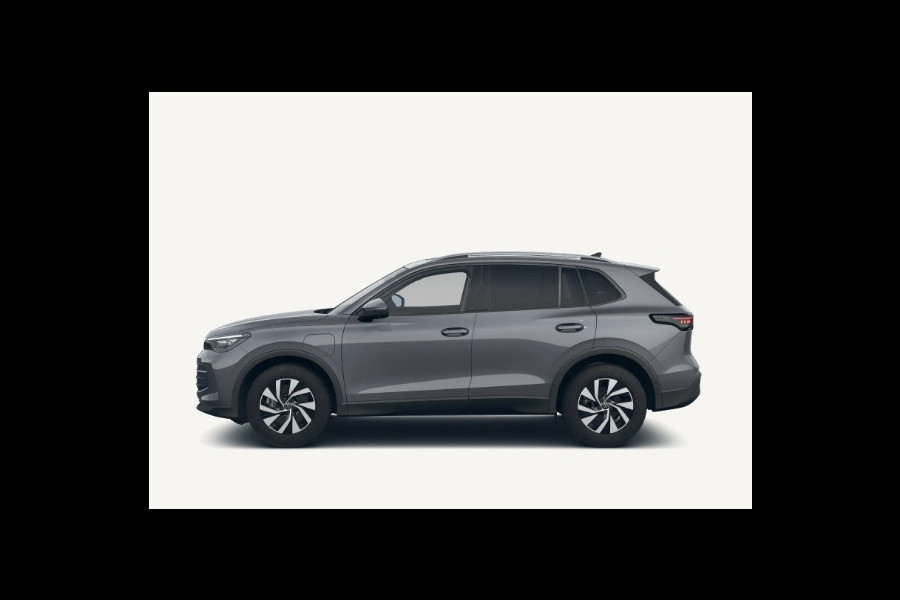 Volkswagen Tiguan 1.5 eHYBRID TREKHAAK PANORAMA STOEL/STUUR VERW CAMERA ELEK.KLEP PHEV PLUG IN HYBRID