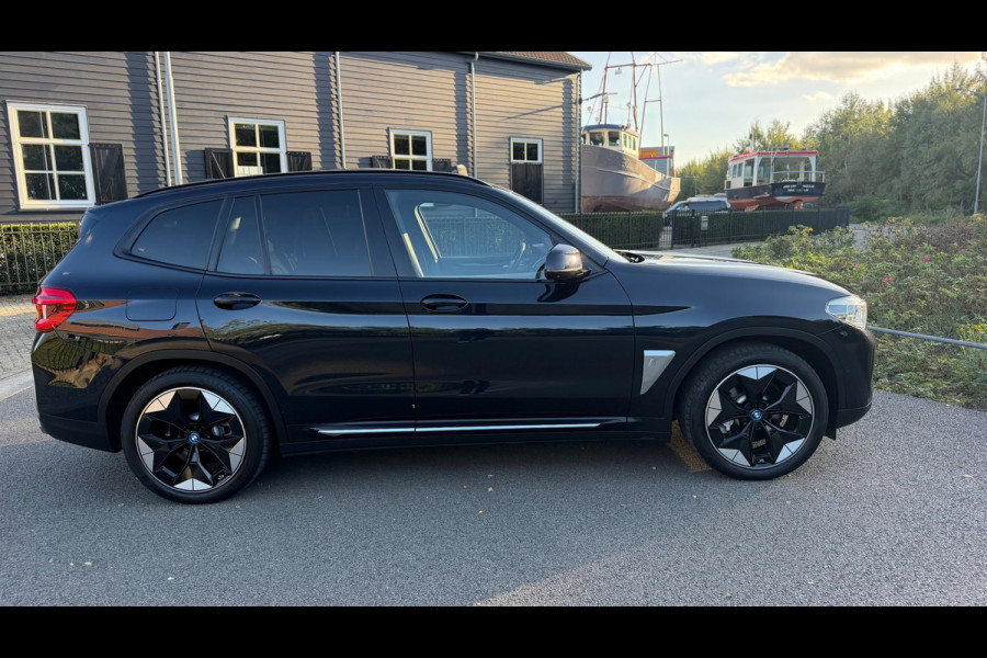 BMW iX3 High Executive 80 kWh SOH 98% PANORAMADAK/HEAD-UP/HARMANKARDON/ /TREKHAAK/LEER FULL-LED |360'' CAMERA |