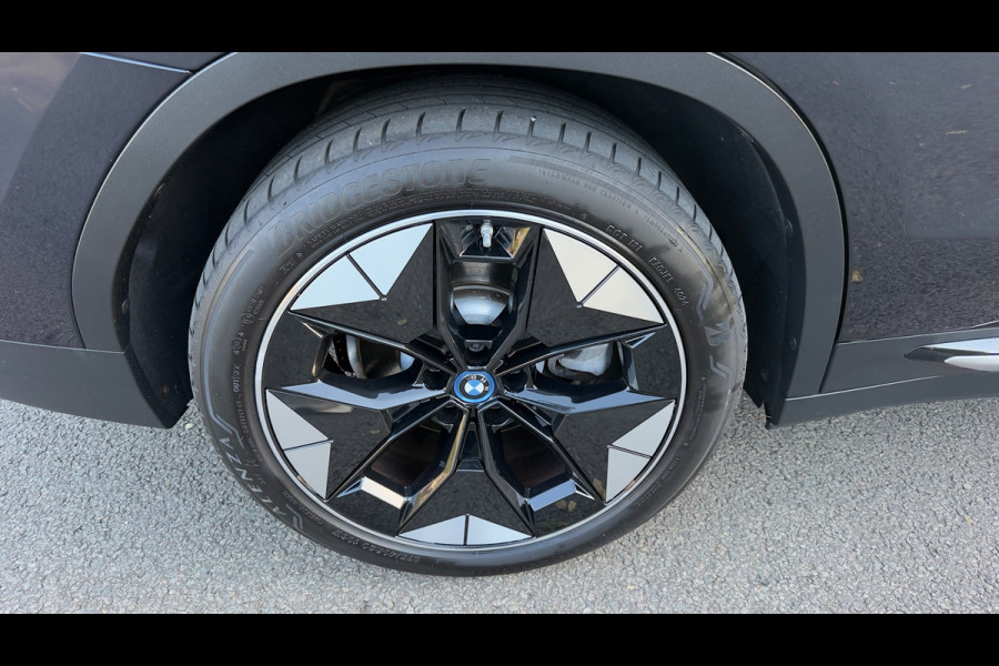 BMW iX3 High Executive 80 kWh SOH 98% PANORAMADAK/HEAD-UP/HARMANKARDON/ /TREKHAAK/LEER FULL-LED |360'' CAMERA |