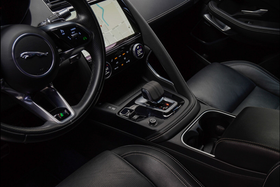 Jaguar E-Pace 1.5 P160 R-Dynamic SE Leer ACC 360° Meridian Navi Keyless Entry & Go Elektr. bedienbare achterklep Memory seats Climate PDC Zwarte alcantara hemelbekleding LM velgen BTW auto