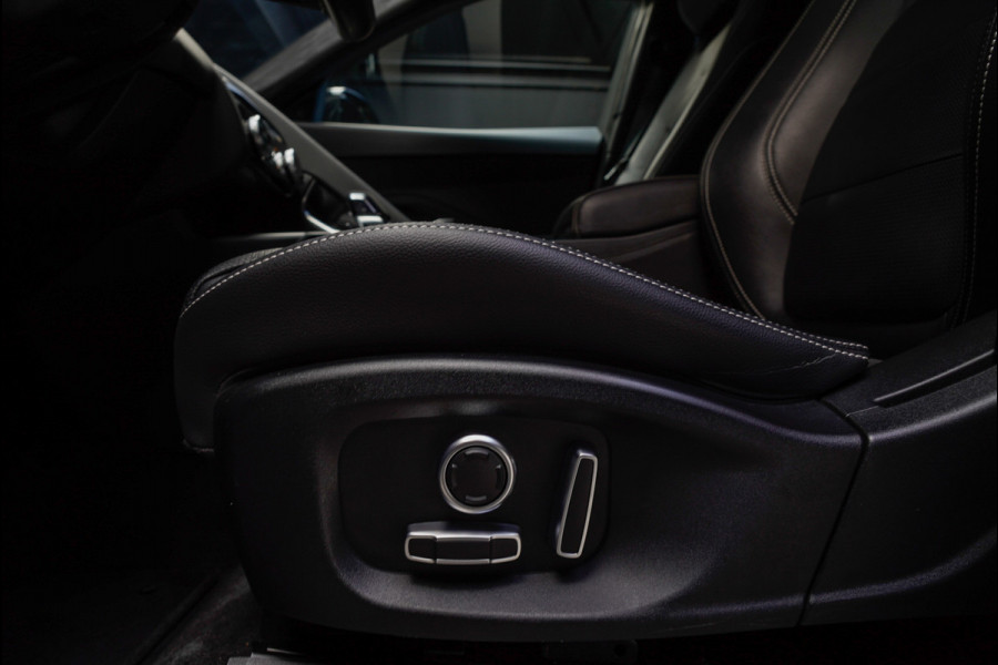 Jaguar E-Pace 1.5 P160 R-Dynamic SE Leer ACC 360° Meridian Navi Keyless Entry & Go Elektr. bedienbare achterklep Memory seats Climate PDC Zwarte alcantara hemelbekleding LM velgen BTW auto