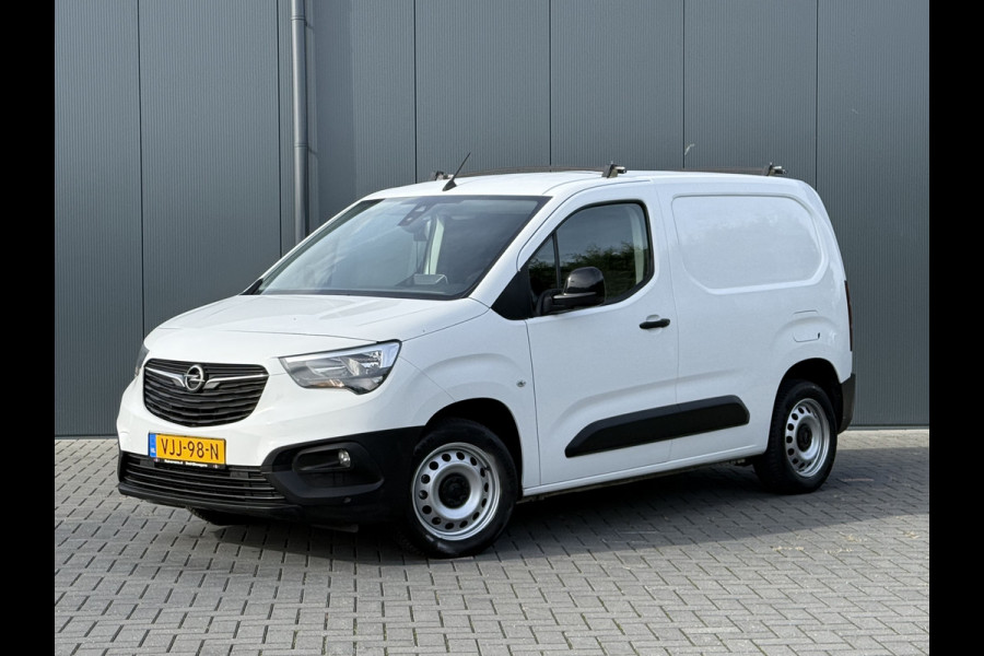 Opel Combo 1.5D 102 PK / L1H1 / 1e EIG. / TREKHAAK / BOTT INRICHTING / CAMERA / CARPLAY / AIRCO