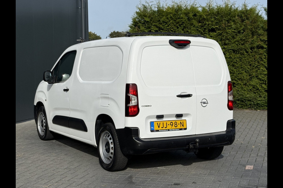 Opel Combo 1.5D 102 PK / L1H1 / 1e EIG. / TREKHAAK / BOTT INRICHTING / CAMERA / CARPLAY / AIRCO
