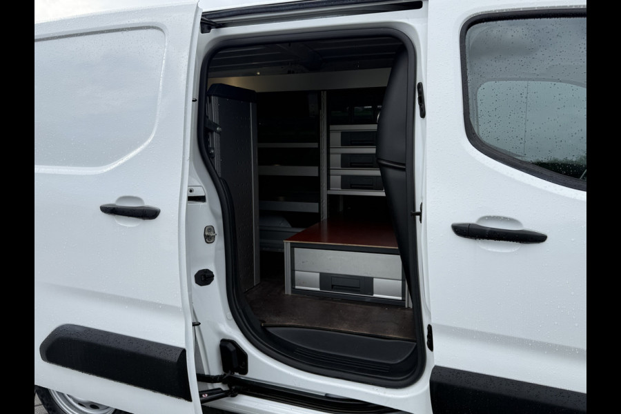 Opel Combo 1.5D 102 PK / L2H1 / 1e EIG. / BOTT INRICHTING / AIRCO / CRUISE / APPLE CARPLAY / ANDROID AUTO