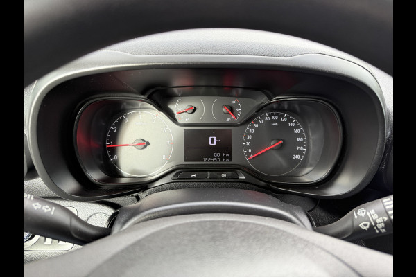 Opel Combo 1.5D 102 PK / L2H1 / 1e EIG. / BOTT INRICHTING / AIRCO / CRUISE / APPLE CARPLAY / ANDROID AUTO