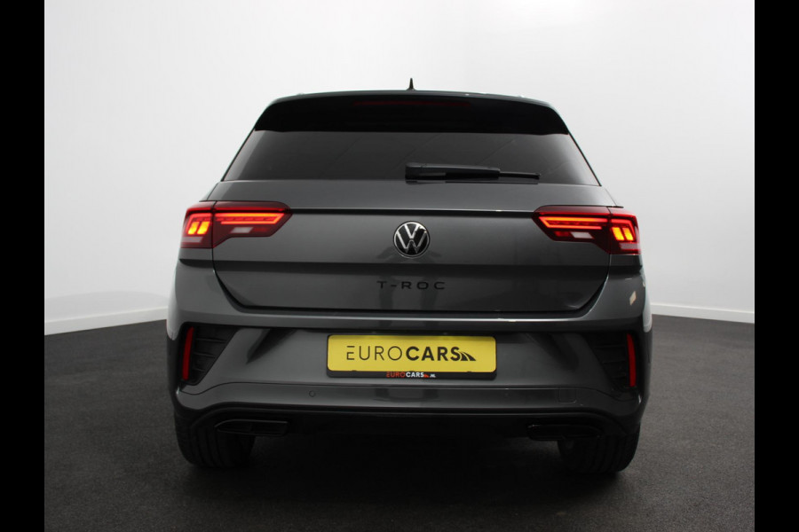 Volkswagen T-Roc 1.5 TSI DSG R-Line + Design pakket Black Automaat Climate control Stoelverwarming Stuurverwarming Parkeersensoren LED Adaptieve cruise control Camera Panorama dak Navigatie Apple Carplay/Android Auto Climate control