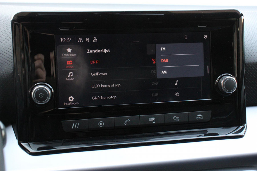 Seat Ibiza 1.0 TSI 110 pk DSG FR Navigatie Apple Carplay/Android Auto Adaptieve Cruise Control Parkeersensoren Camera Virtual Cockpit Stoelverwarming Full LED Privacy Glass