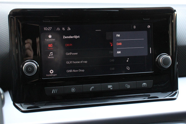 Seat Ibiza 1.0 TSI 110 pk DSG FR Navigatie Apple Carplay/Android Auto Adaptieve Cruise Control Parkeersensoren Camera Virtual Cockpit Stoelverwarming Full LED Privacy Glass