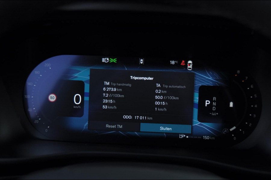 Volvo XC40 B3 177PK Automaat Plus Black Edition / Adaptieve Cruise control / BLIS / Harman Kardon / 20'' velgen / Elektrisch verstelbare stoelen met geheugen / Stoel- en stuurverwarming